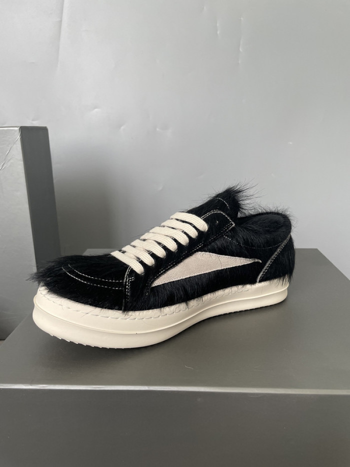 Rick Owen R000076