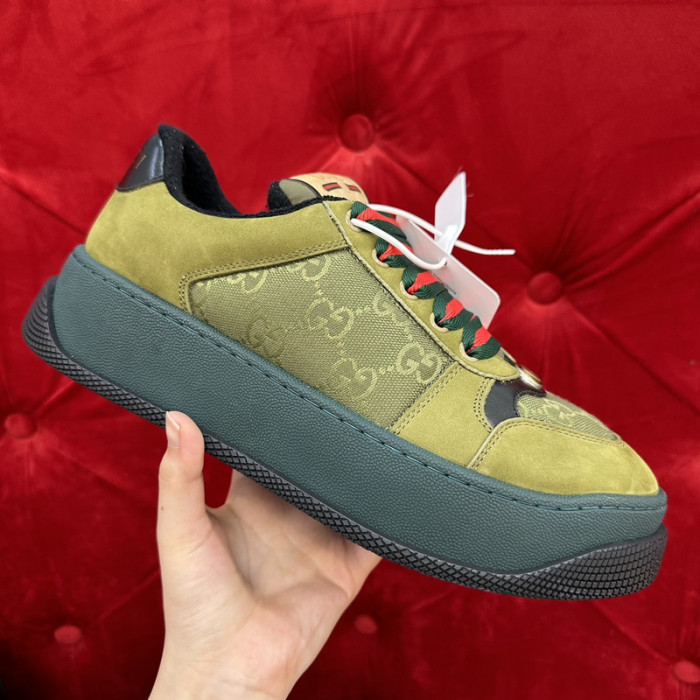 G*u*i sneaker 102