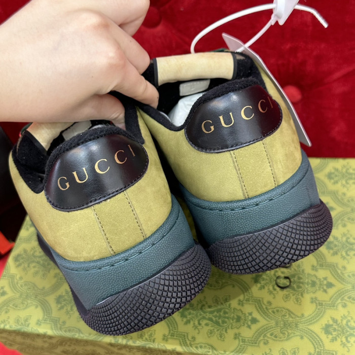 G*u*i sneaker 102
