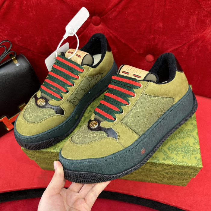 G*u*i sneaker 102