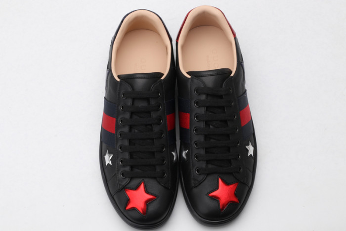 G*u*i* trainer sneaker43