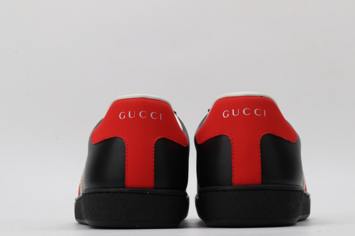 G*u*i* trainer sneaker62